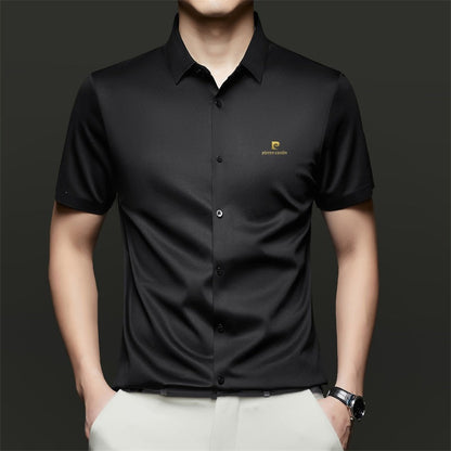 Camisa social masculina de manga curta que não precisa passar