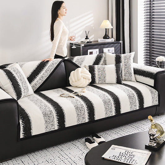 🛋️ Capa de Sofá Antiderrapante Listrada – Proteção e Estilo para Sua Casa